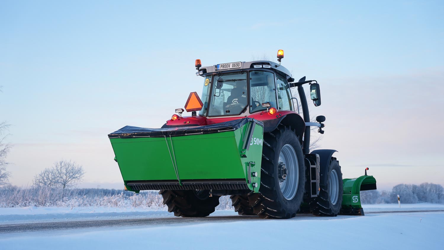 SAMI SLH spridare på Massey Ferguson-traktor
